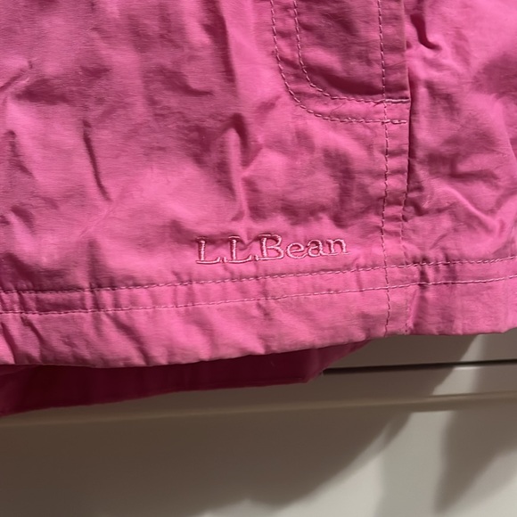 Pink L.L. Bean raincoat - Picture 4 of 6